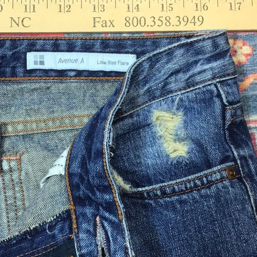 💠 SALT Works ‘Avenue A’ Blue Low Rise Flare Cotton Distressed Denim Sz.30 - Picture 3 of 9